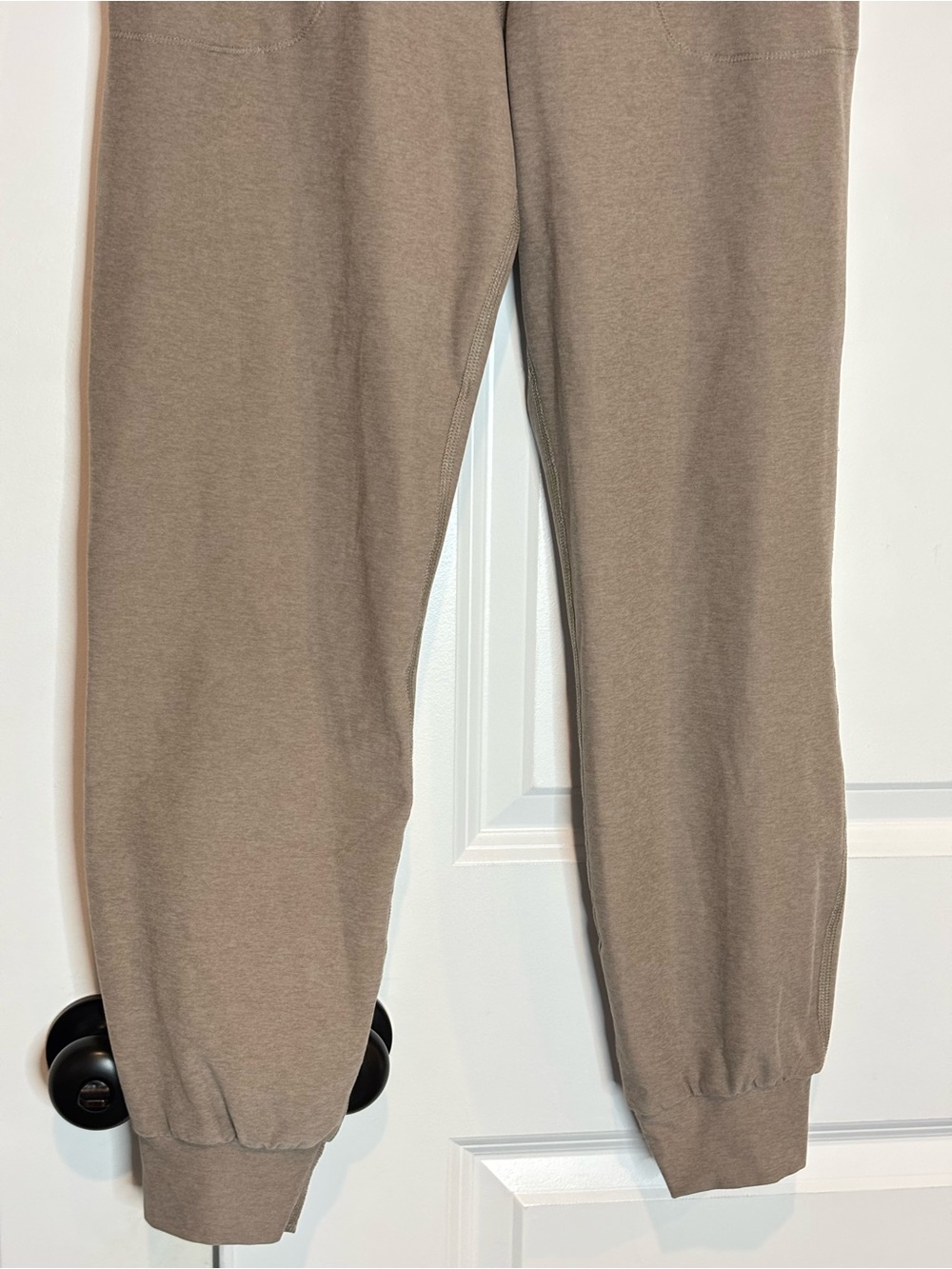 Beyond Yoga Space Dye Commuter Jogger Drawstring Pants Birch Heather Tan XS - Picture 4 of 10